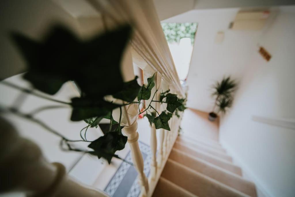 Linen Cottage- Parking, Leds, 4K Tvs, 5G Wifi And More! บาธ ภายนอก รูปภาพ
