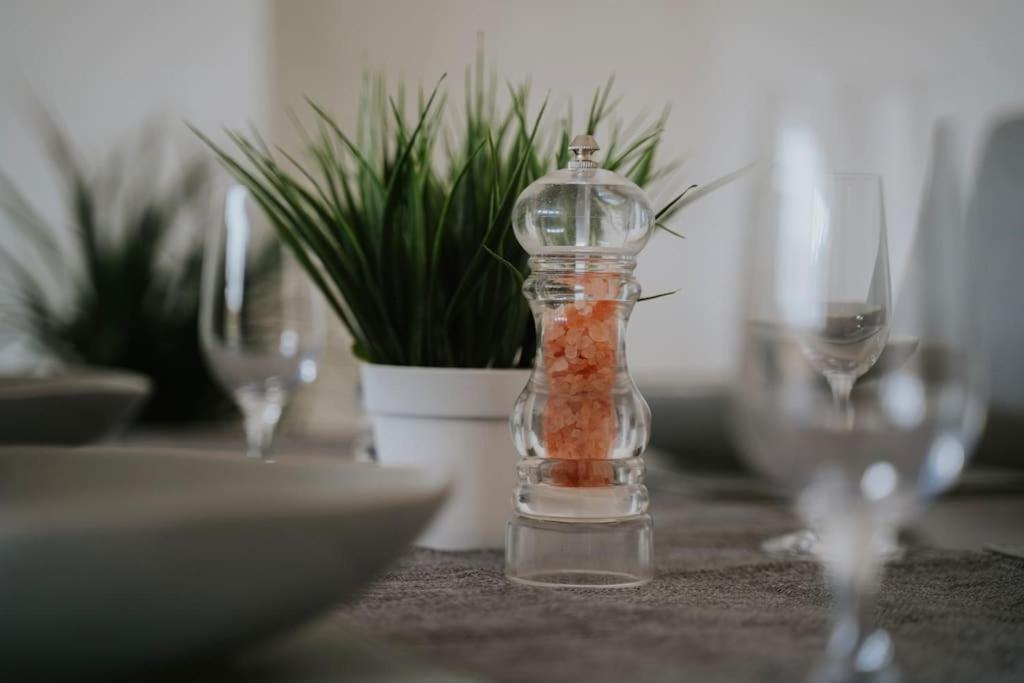 Linen Cottage- Parking, Leds, 4K Tvs, 5G Wifi And More! บาธ ภายนอก รูปภาพ